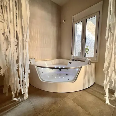 Perla Coco Jacuzzi Διαμέρισμα Χανιά